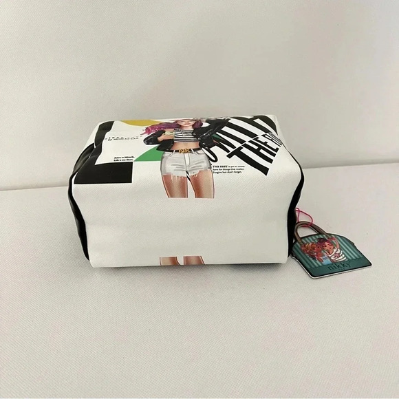 Nikky By Nicole Lee Cosmetic Pouch Bag College Girl - Picture 4 of 6